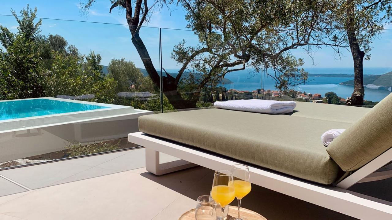 Boka Rock Montenegro - Luxury Villa With Private Pool And Sea View Brajkovina Zewnętrze zdjęcie