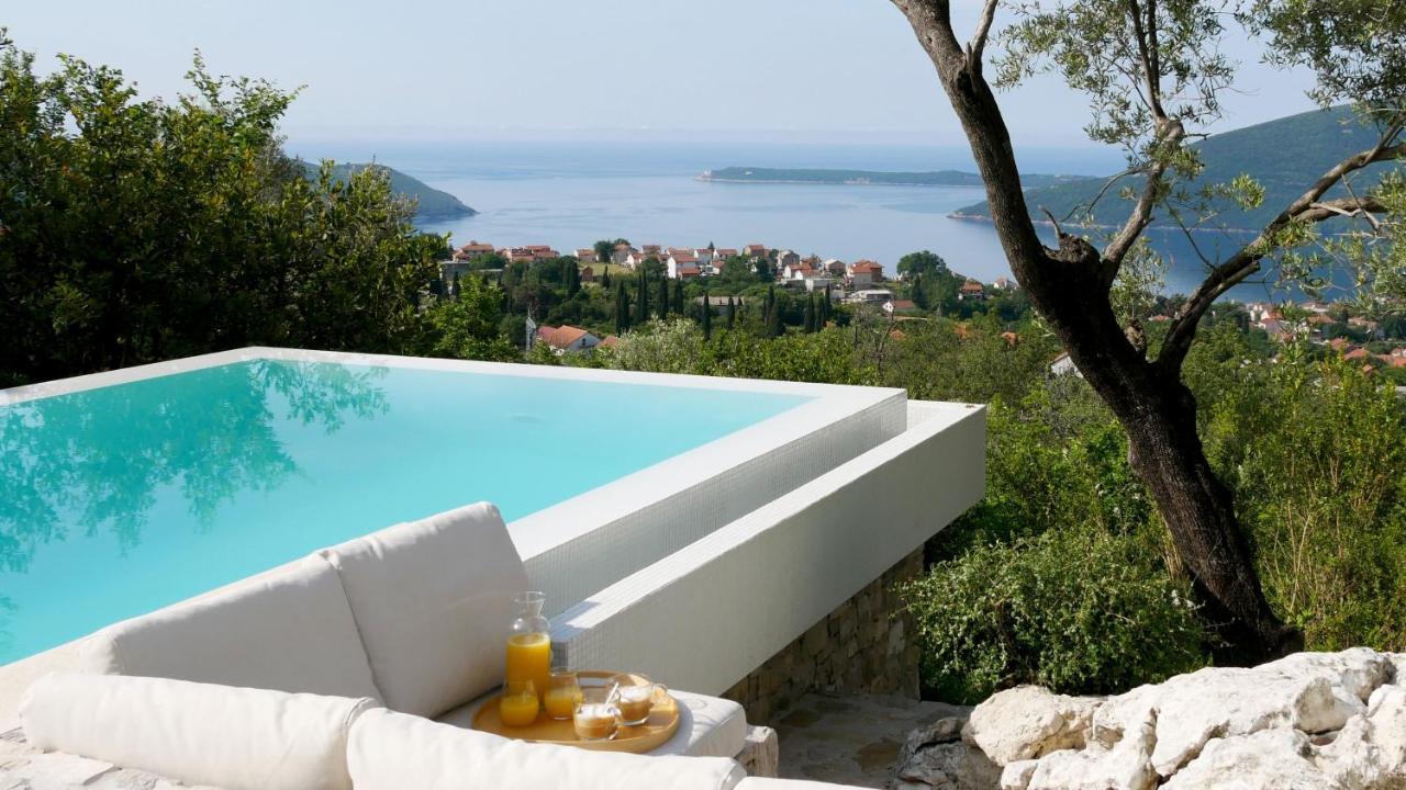 Boka Rock Montenegro - Luxury Villa With Private Pool And Sea View Brajkovina Zewnętrze zdjęcie